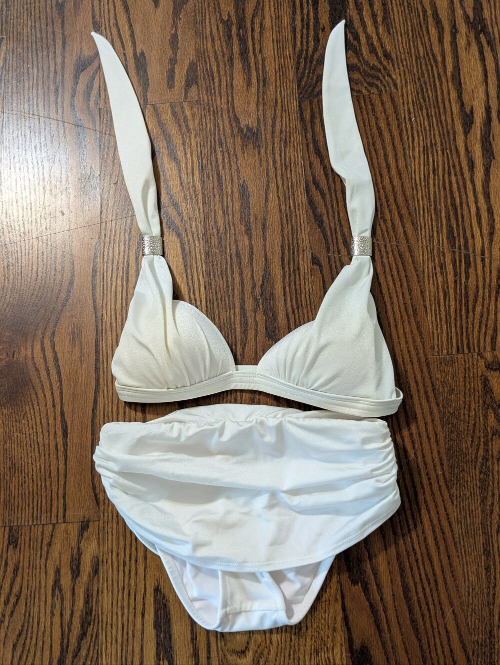 VENUS White Halter Bikini Top and High-Waist Bottoms
